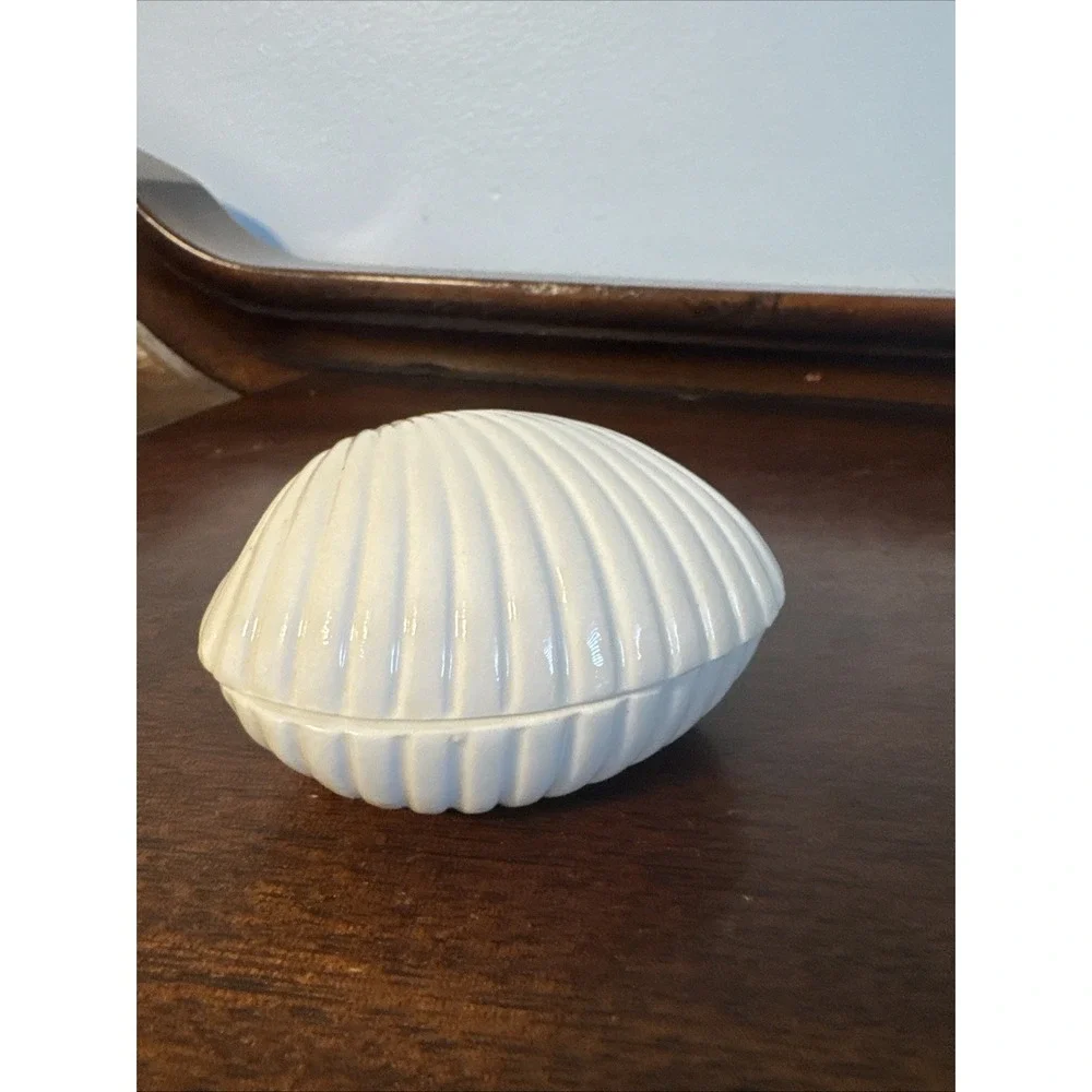 The Beachcomber beachcomber white